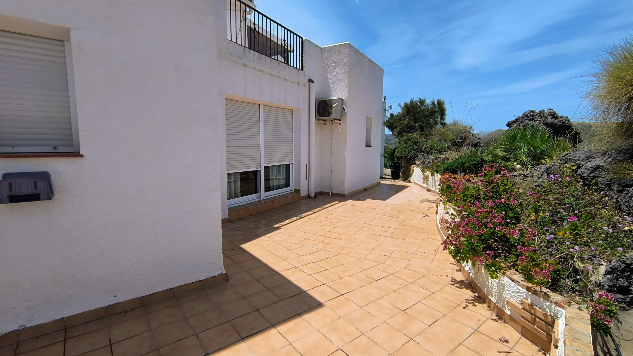 m2183-Large villa in Cortijo Cabrera, Turre.