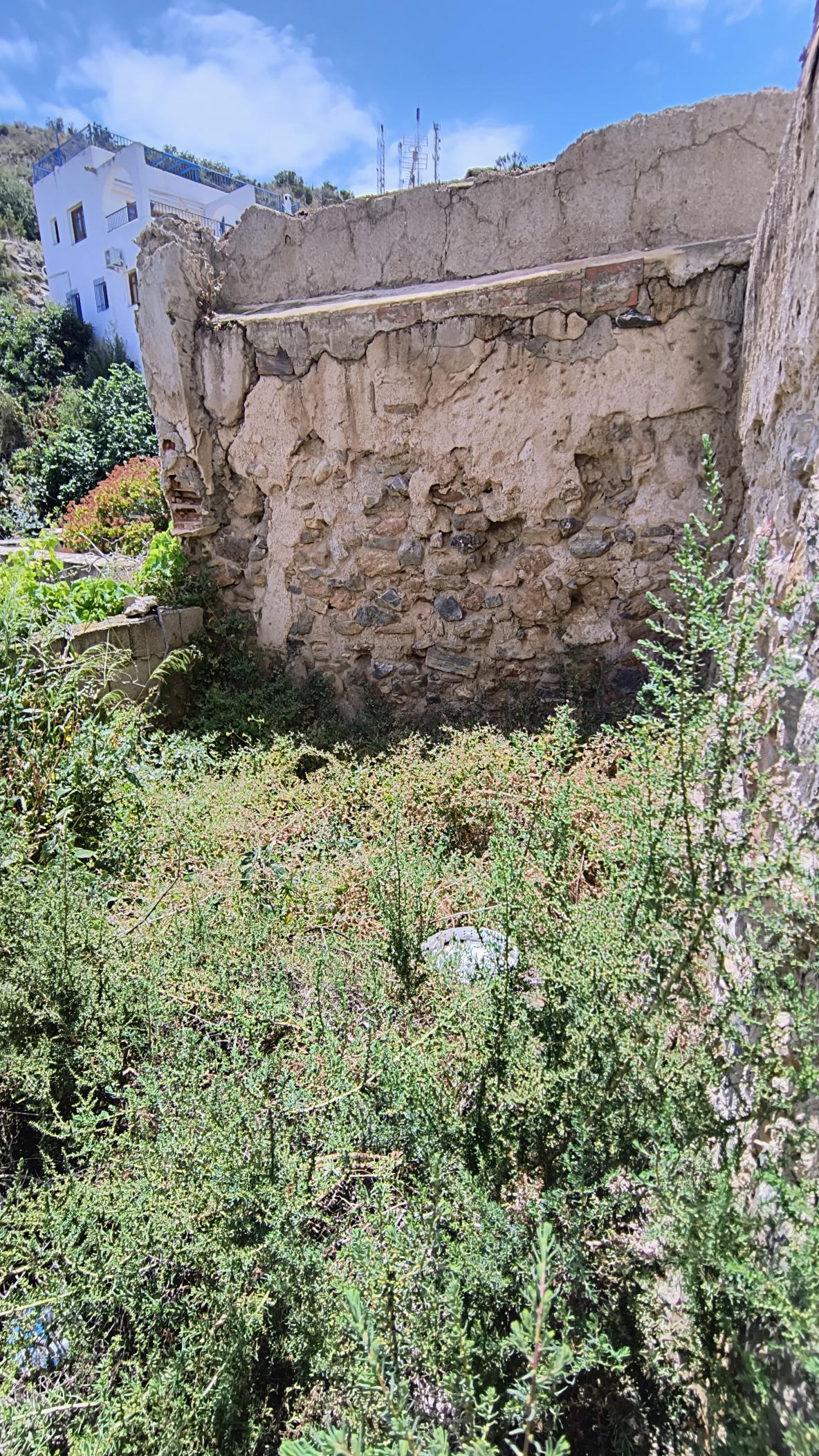 m2197b-Property needing complete reform in Mojacar Pueblo