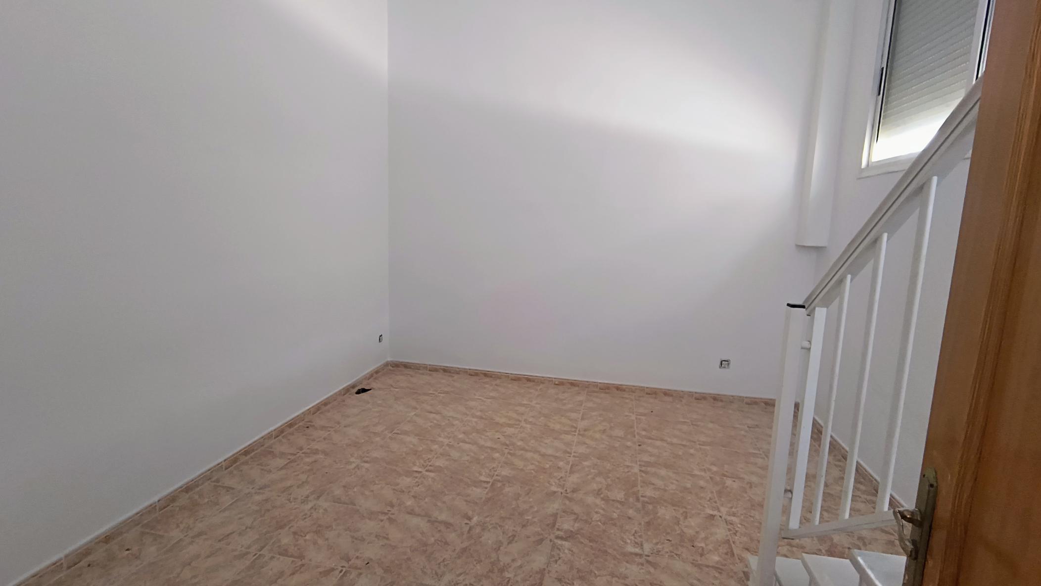 m2199-Townhouse is the centre of Turre with huge garage.