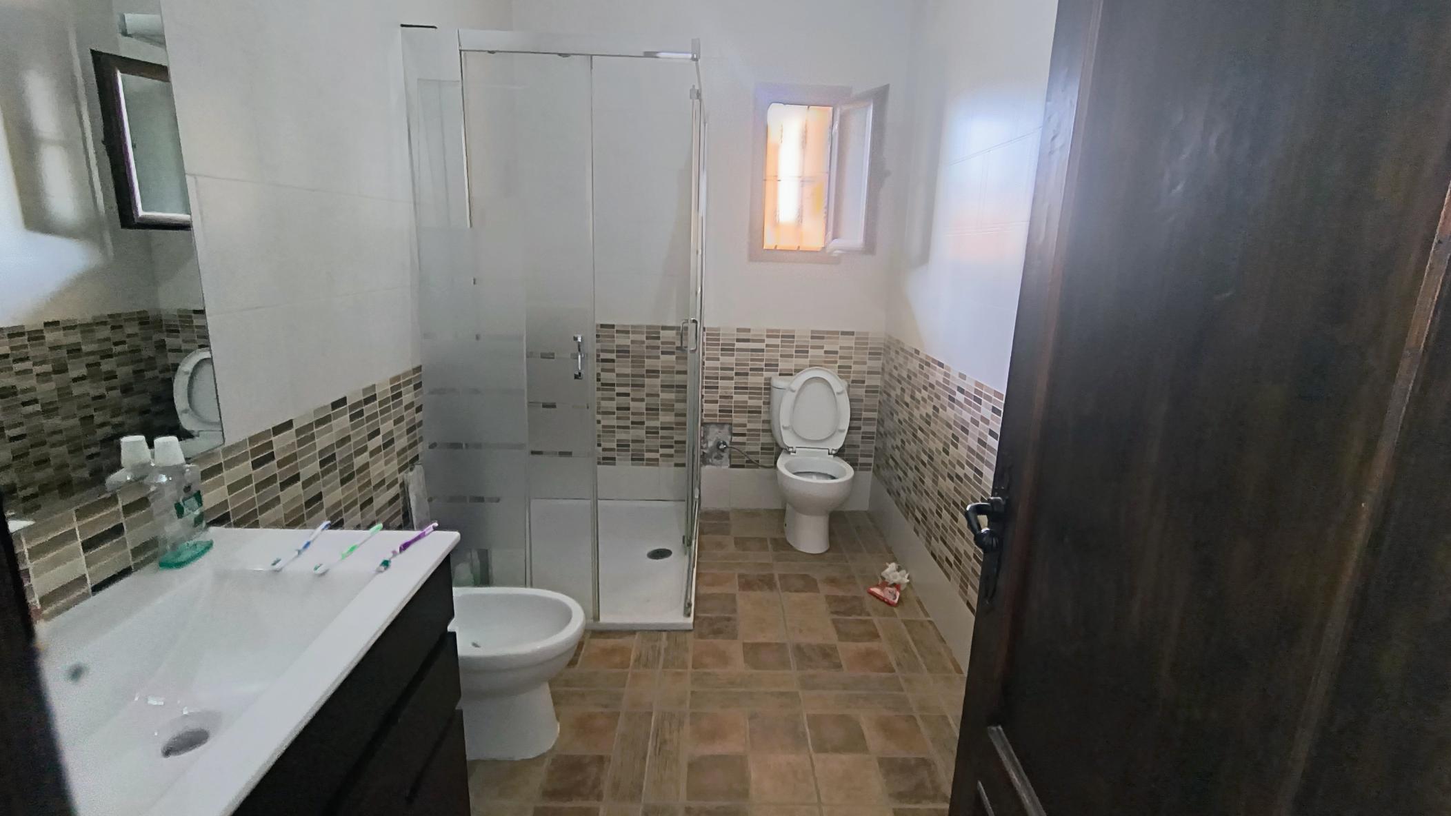 m2202-Large two bedroom villa on the outskirts of Turre.